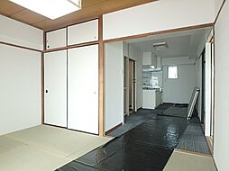 居間
