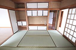 居間
