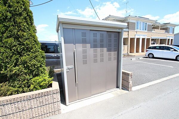 apartment 茨城県ひたちなか市大字足崎
足崎の賃貸情報を見る
物件地図