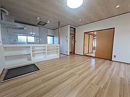 居間