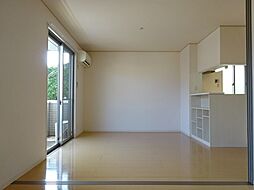 大黒屋 八番館 102号室 1階2LDKのリビング/ダイニング