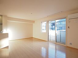 メゾングレース J棟 102号室 1階1LDKのリビング/ダイニング