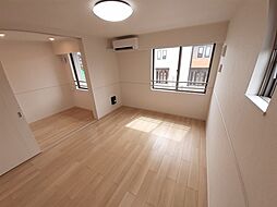 カーサ・エリカーナ A 201号室 2階1LDKのリビング/ダイニング