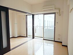 プロシード水戸 2 105号室 1階1LDKのリビング/ダイニング