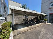 屋根付駐輪場