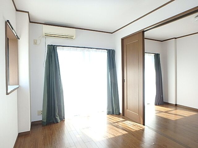 寝室