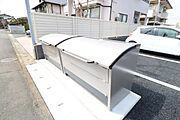 ゴミストッカー