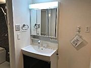 ※参考写真　同建築メーカー施工の同間取完成他物件のものです。色違いの可能性ございます。設備等の違いがある場合がありますので、物件概要設備欄をご確認ください。