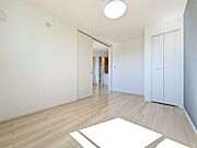 ※参考写真　同建築メーカー施工の同間取完成他物件のものです。色・設備等の違いがある場合がございますので、物件概要設備欄をご確認ください。