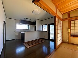 居間
