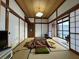 居間