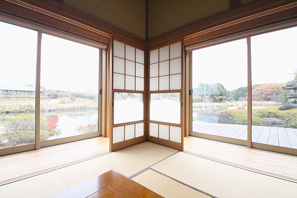 室内を拡大表示