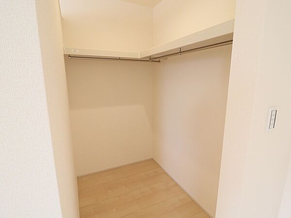 寝室を拡大表示