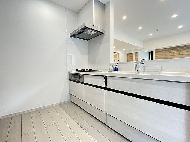 キッチン ヴィラージュヴェール七番館 2階/-