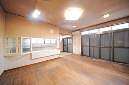 居間