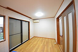 居間