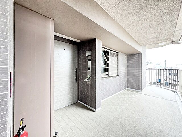 玄関 ライオンズ上福岡ステーションレジデンス 7階/-