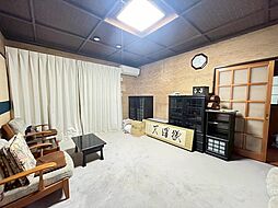 居間