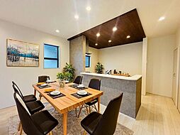 リビング/ダイニングの画像