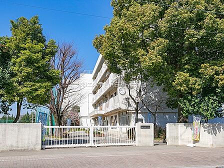 第二中学校(800m)