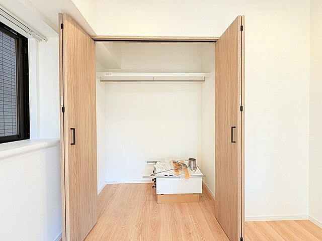 収納 シャインハイツ久米川駅前 2階/-