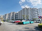 五感で感じる、現地でしかわからない事も沢山ございます。周辺環境なども一緒にご案内いたしますのでお気軽にお問合せください。 
