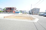 五感で感じる、現地でしかわからない事も沢山ございます。周辺環境なども一緒にご案内いたしますのでお気軽にお問合せください。 
