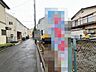 外観：周辺の住宅地と調和する、落ち着いた雰囲気の立地です。日々の暮らしに静けさが漂う場所です 