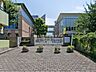 周辺：けやき小学校（530m）