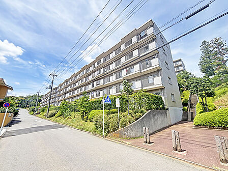 五感で感じる、現地でしかわからない事も沢山ございます。周辺環境なども一緒にご案内いたしますのでお気軽にお問合せください。