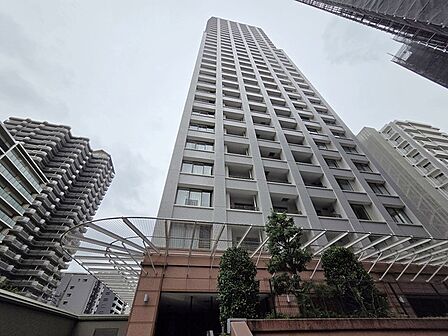 五感で感じる、現地でしかわからない事も沢山ございます。周辺環境なども一緒にご案内いたしますのでお気軽にお問合せください。