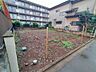 外観：戸建てが立ち並ぶ静かな住宅街。四季折々の移り変わりを感じながら自然と楽しみ、暮らす、そんな毎日を日々の中で感じられる住環境 