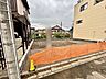 外観：北側は水路になっており南北で解放感があります。