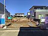 外観：戸建てが立ち並ぶ静かな住宅街。四季折々の移り変わりを感じながら自然と楽しみ、暮らす、そんな毎日を日々の中で感じられる住環境 