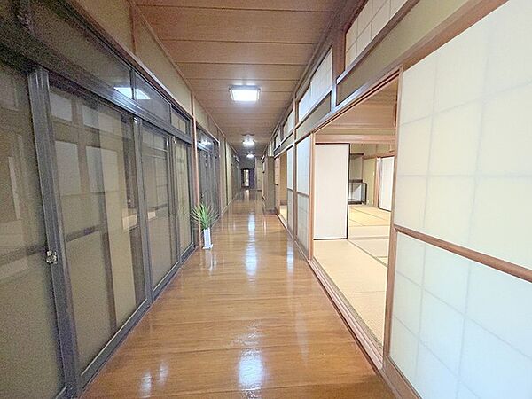 室内