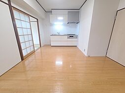 居間