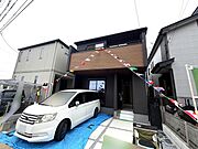 人気のダークカラーの外観です〇