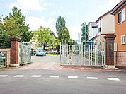 上尾市立原市中学校（550m）