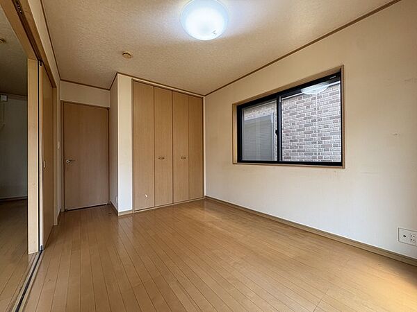 洋室を拡大表示