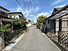 外観：穏やかな時間が流れる、落ち着いた街並み。 