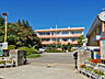 周辺：鴻巣市立鴻巣中学校（420m）