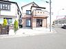 外観：南道路に面した、陽当たり良好な物件です。 