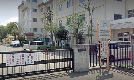 川越市立中央小学校(230m)