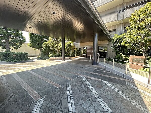 エントランスを拡大表示