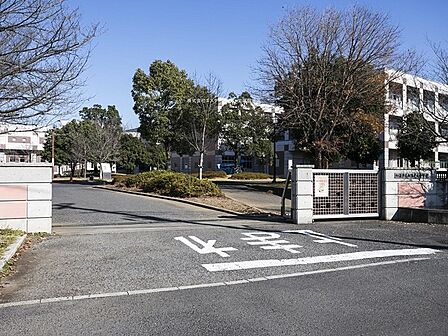 加須市立加須平成中学校（1470m）