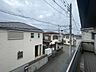その他：周辺の街並みを穏やかに見渡すことができる落ち着いた佇まいのバルコニー空間です 