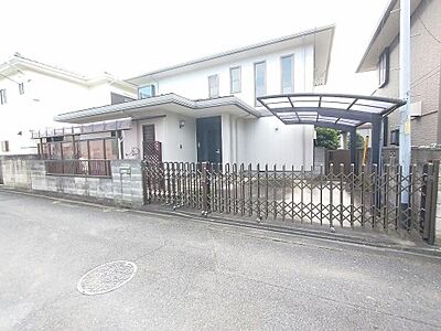 外観：いつでもご案内いたします。土地約51坪、建物約41坪のゆとりある大きさを確保した中古戸建が販売中です。お気軽にお問い合わせくださいませ。