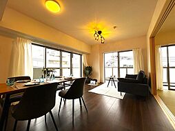 レーベンリヴァーレ中浦和ファーストレジデンス 3LDKのリビング/ダイニング