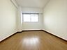 子供部屋：子供部屋には丁度良い洋室。サイズは6帖。  