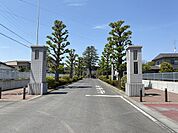 五戸町立五戸小学校 1340m
